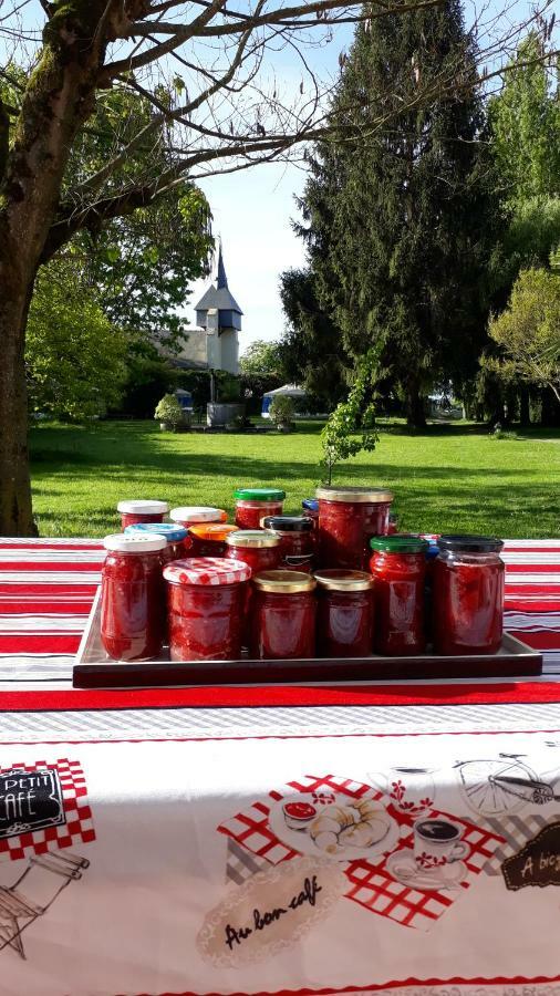 Les Yourtes Du Bearn - Domaine Des Deux Clos Bed & Breakfast Pontiacq-Viellepinte Екстериор снимка